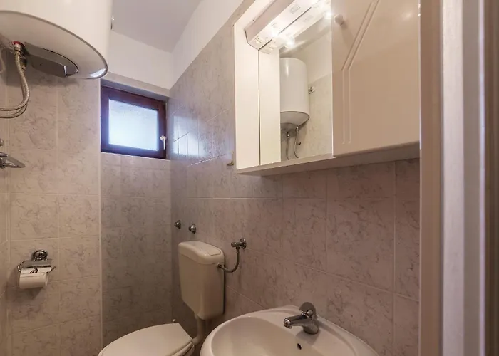 公寓 5 Bedroom Beautiful In *